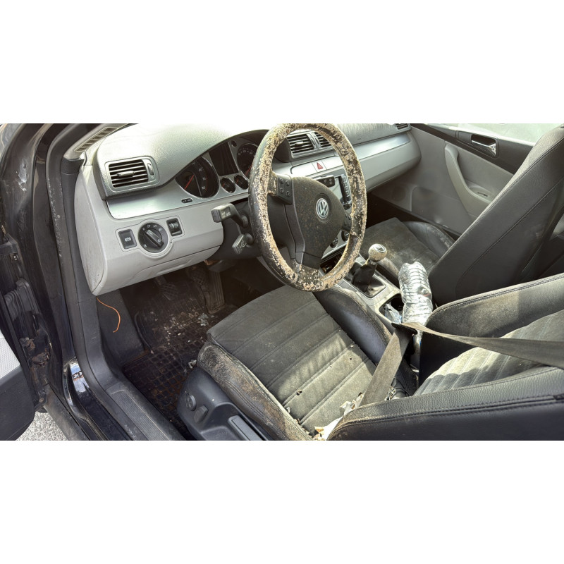 Porte arriere droit VOLKSWAGEN PASSAT 5 Photo n°14