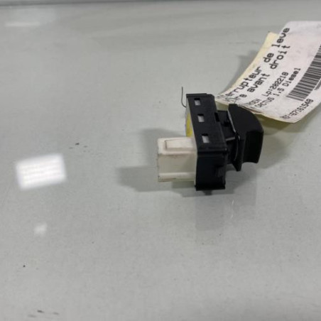 Interrupteur de leve vitre avant droit CITROEN C4 CACTUS