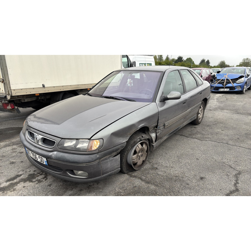Porte arriere droit RENAULT SAFRANE Photo n°7