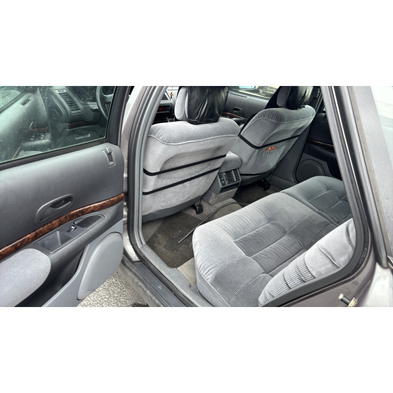 Porte arriere droit RENAULT SAFRANE Photo n°16