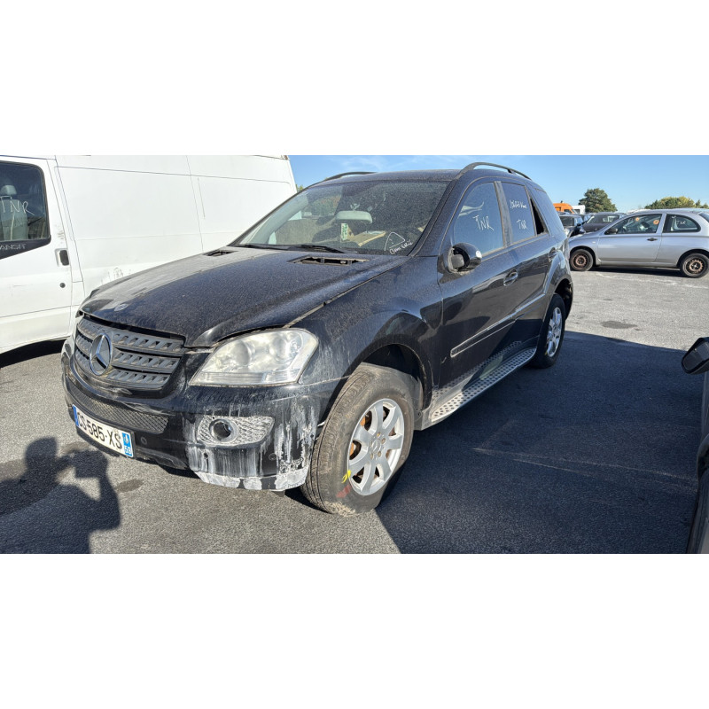Porte avant gauche MERCEDES CLASSE M 164 Photo n°7