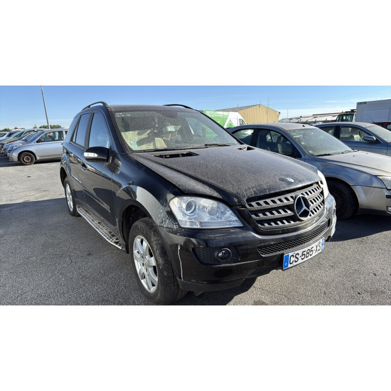 Porte avant gauche MERCEDES CLASSE M 164 Photo n°8