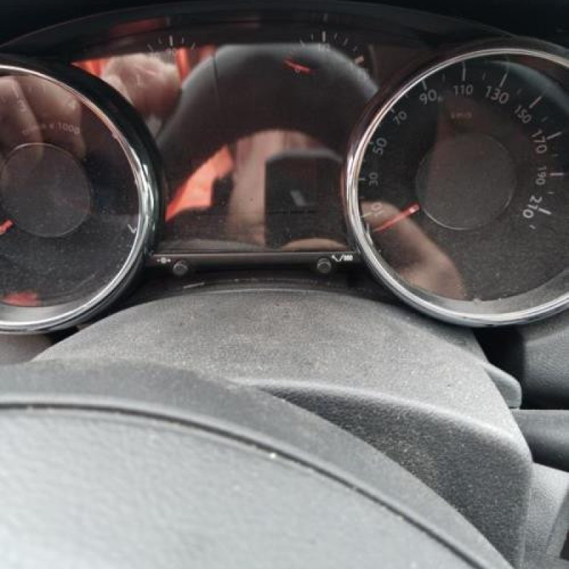 Moteur essuie glace avant droit PEUGEOT 5008 1 Photo n°14