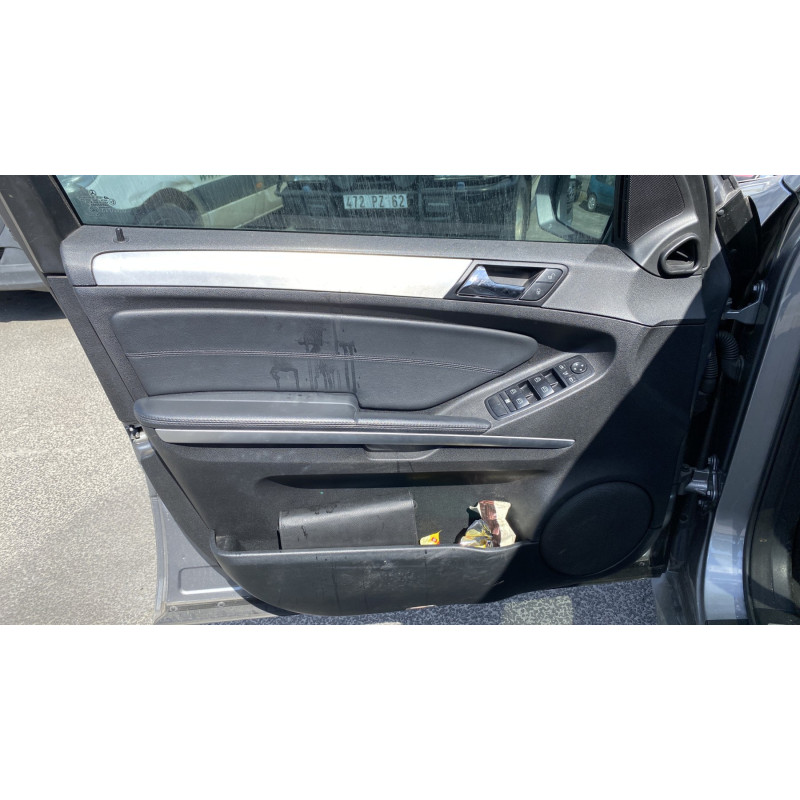 Porte arriere gauche MERCEDES CLASSE M 164 Photo n°4
