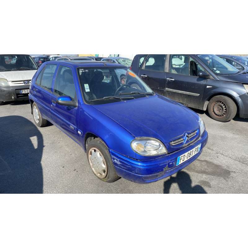 Porte avant droit CITROEN SAXO Photo n°8