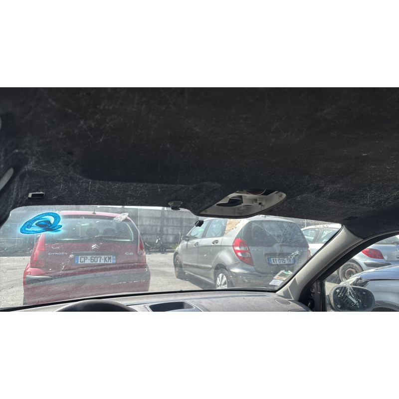Porte avant droit RENAULT CLIO 2 Photo n°17