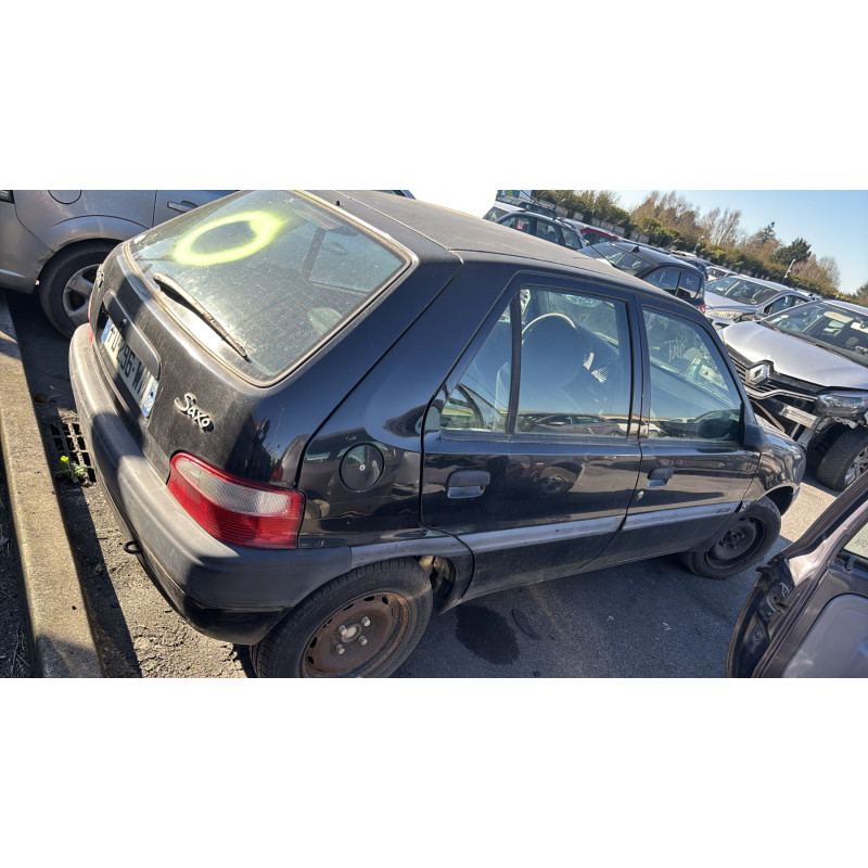 Porte avant droit CITROEN SAXO Photo n°10