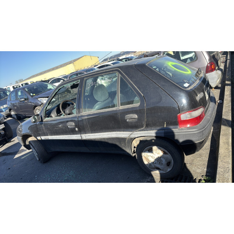 Porte avant droit CITROEN SAXO Photo n°11