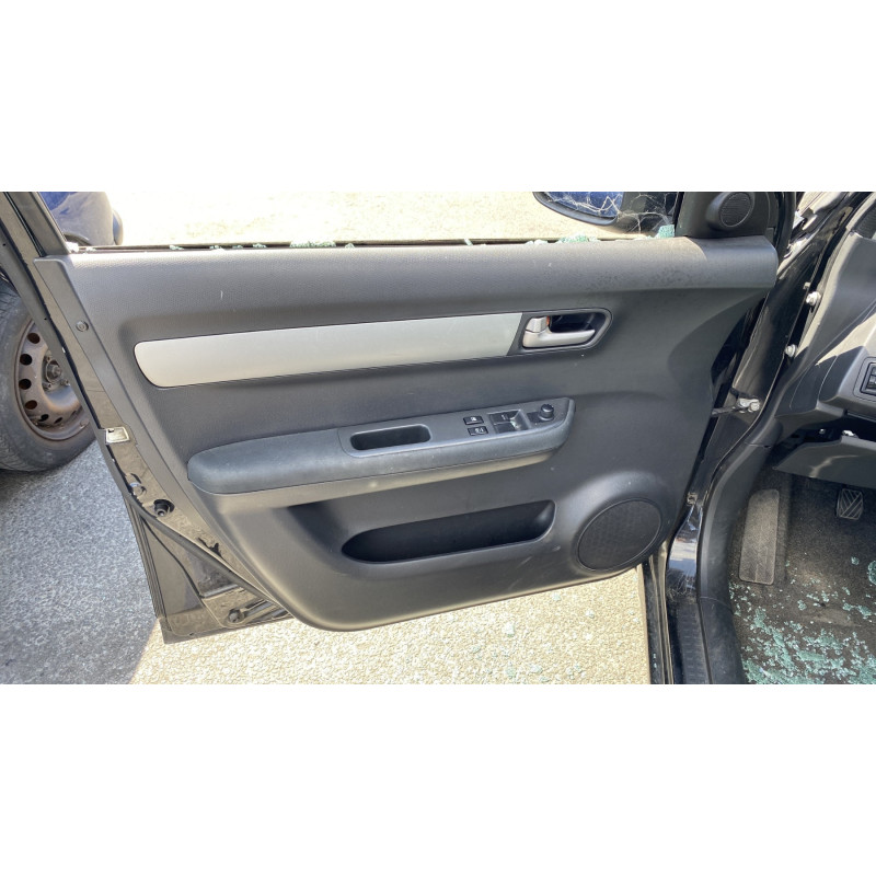 Porte avant droit SUZUKI SWIFT 3 Photo n°16