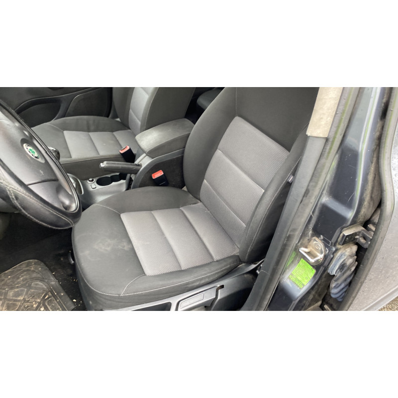 Porte arriere droit SKODA OCTAVIA 2 Photo n°5