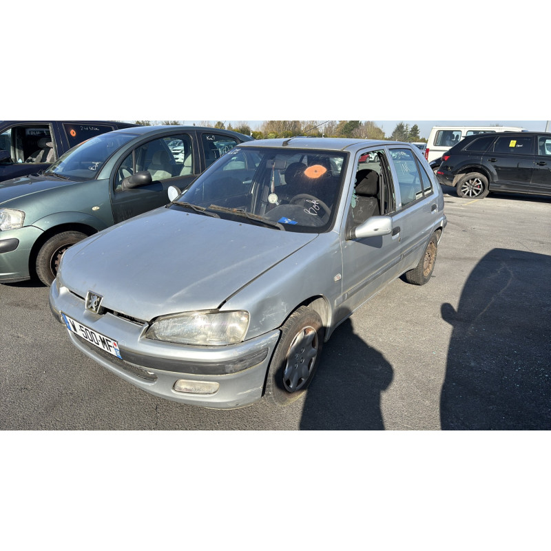 Porte arriere gauche PEUGEOT 106 Photo n°1