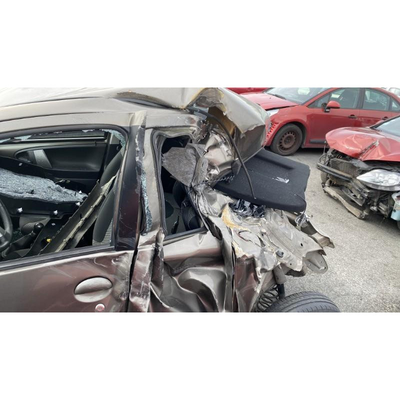 Porte avant droit TOYOTA AYGO 1 Photo n°12