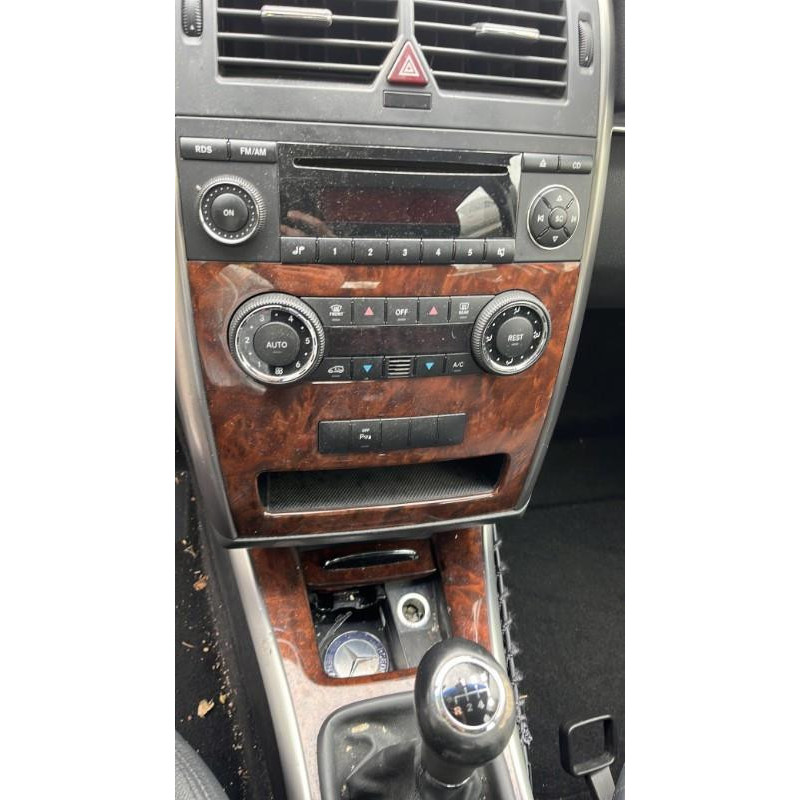 Porte arriere gauche MERCEDES CLASSE B 245 Photo n°6