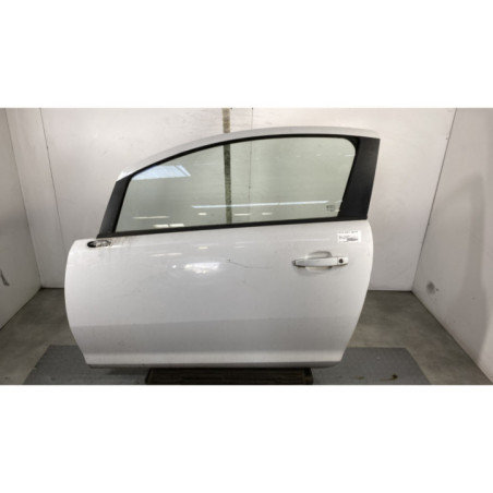 Porte avant gauche OPEL CORSA D Photo n°1