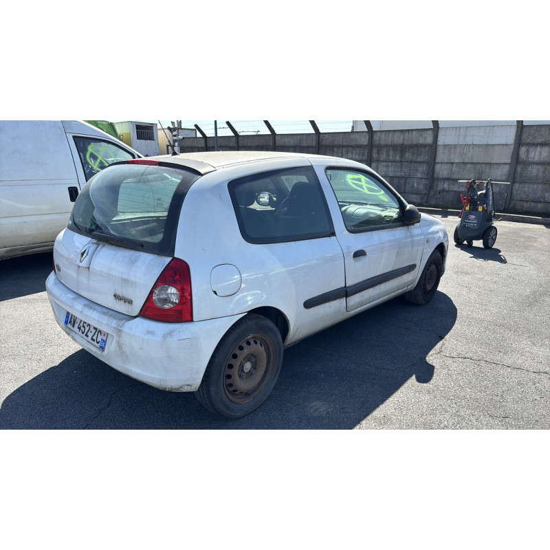 Porte avant droit RENAULT CLIO 2 CAMPUS Photo n°9