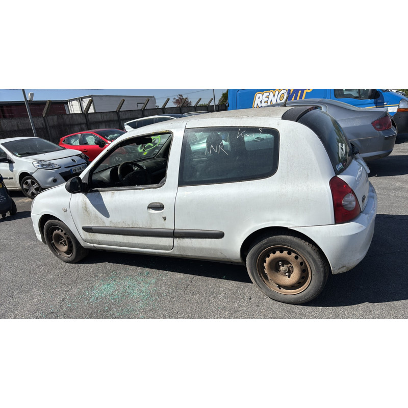 Porte avant droit RENAULT CLIO 2 CAMPUS Photo n°12