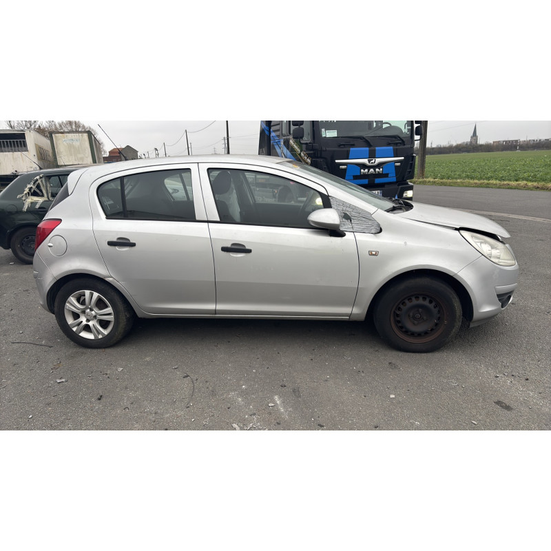 Porte avant droit OPEL CORSA D Photo n°14