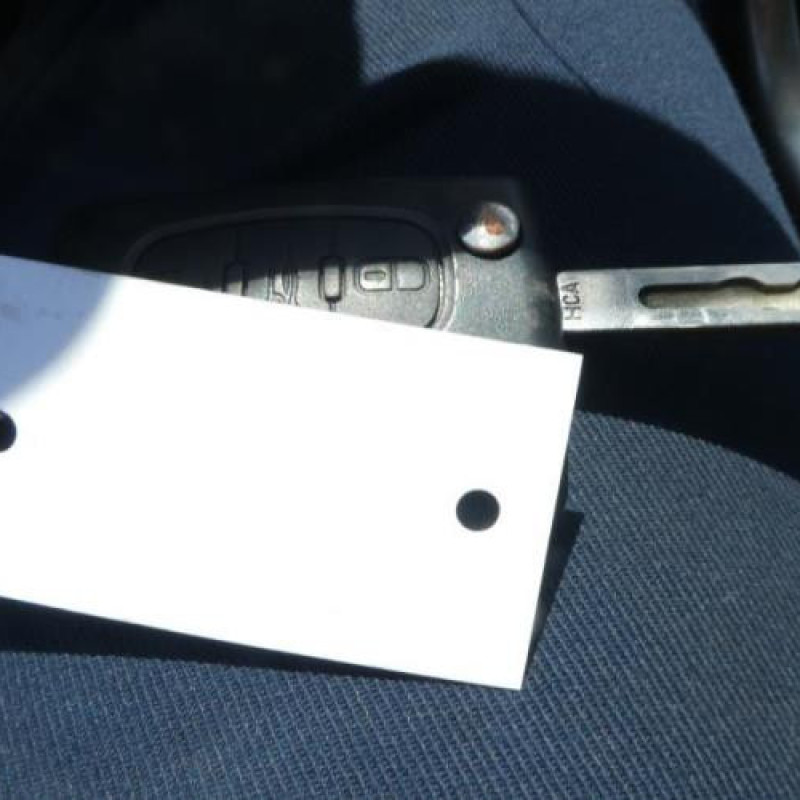 Pretensionneur de ceinture avant droit PEUGEOT 308 1 SW Photo n°12