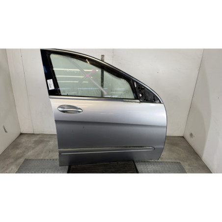 Porte avant droit MERCEDES CLASSE R 251 Photo n°1
