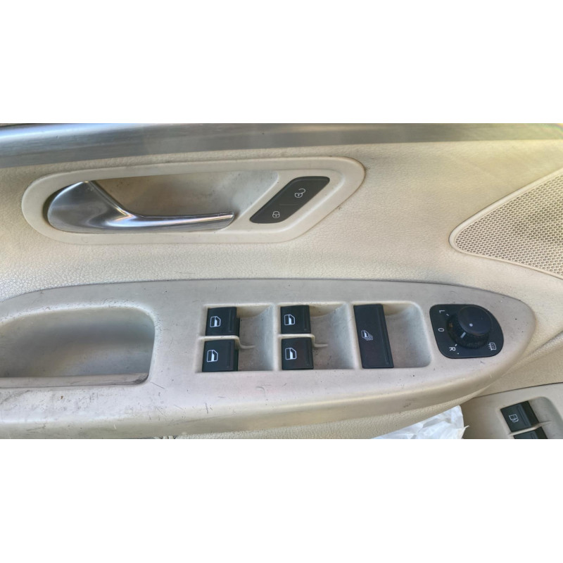 Porte avant droit VOLKSWAGEN EOS Photo n°13