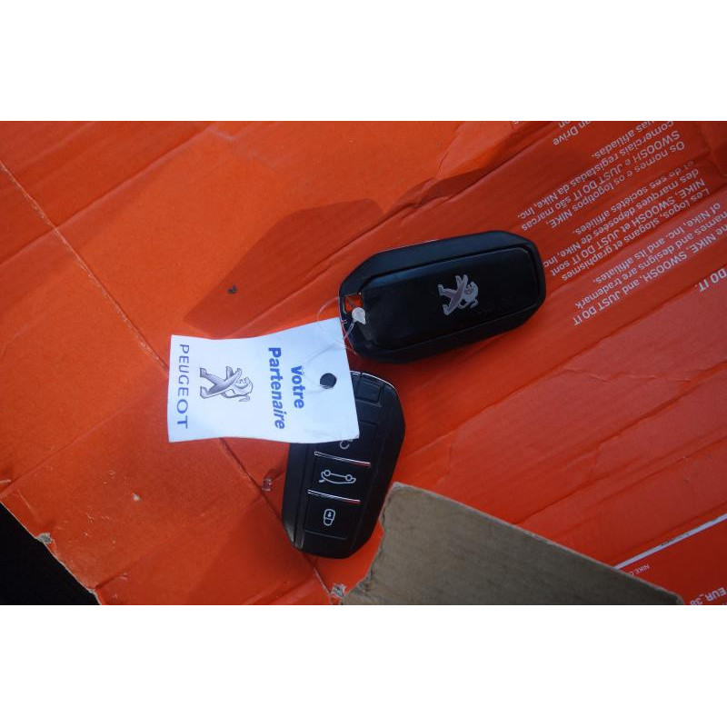 Porte avant gauche PEUGEOT 508 1 SW Photo n°17