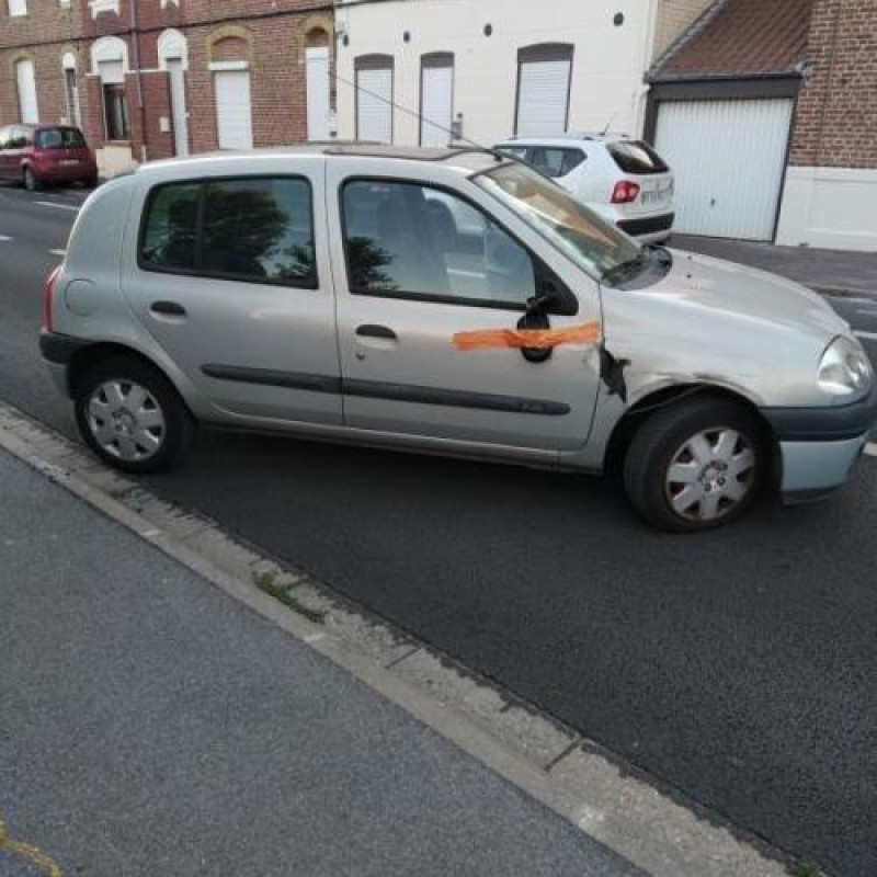 Interrupteur de leve vitre avant gauche RENAULT CLIO 2 Photo n°5