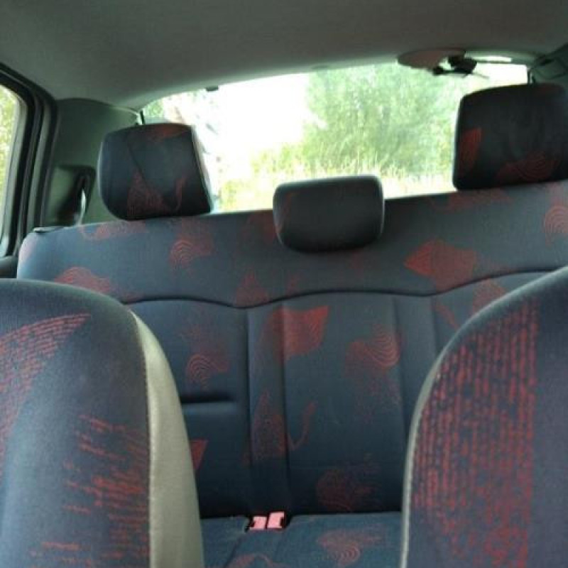 Interrupteur de leve vitre avant gauche RENAULT CLIO 2 Photo n°9
