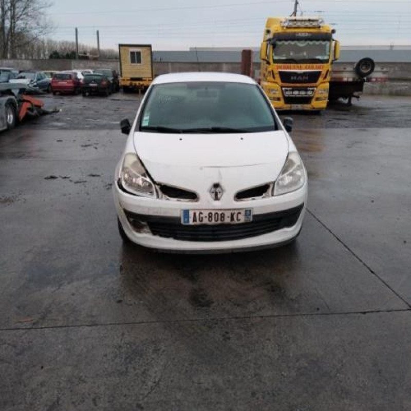 Pretensionneur de ceinture avant droit RENAULT CLIO 3 Photo n°4