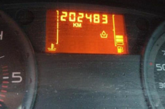 Pretensionneur de ceinture avant droit RENAULT CLIO 3