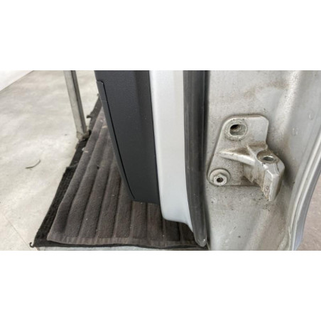 Porte arriere gauche VOLKSWAGEN PASSAT 5 Photo n°1