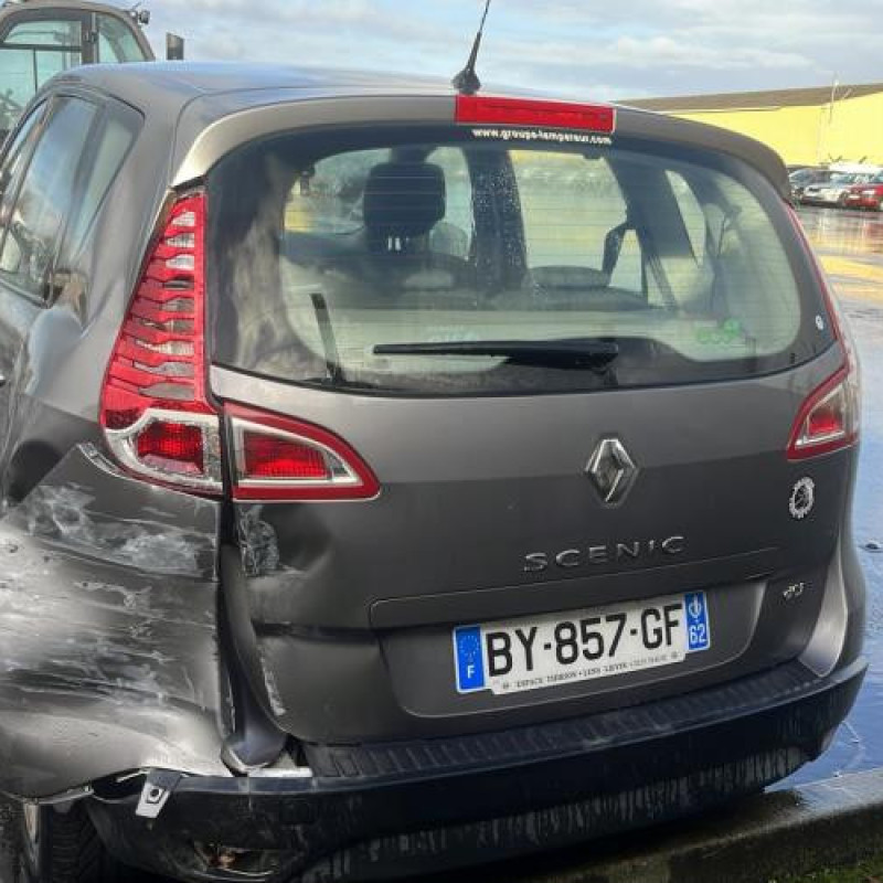 Feu arriere principal droit (feux) RENAULT SCENIC 3 Photo n°9