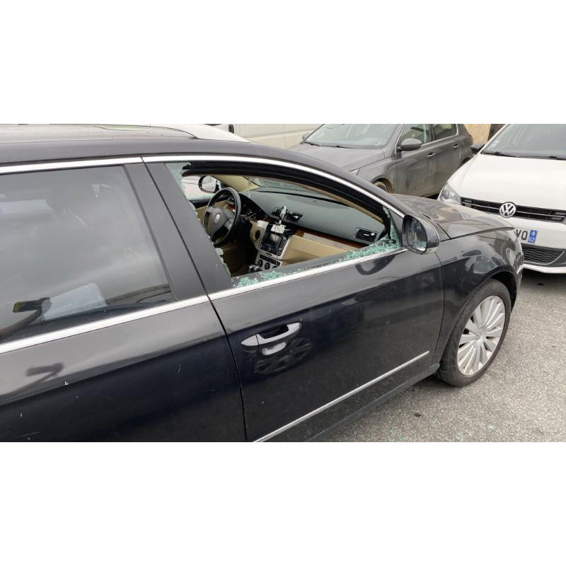 Porte arriere droit VOLKSWAGEN PASSAT 5 Photo n°17