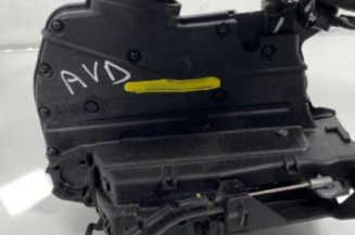 Serrure avant droit RENAULT CLIO 4
