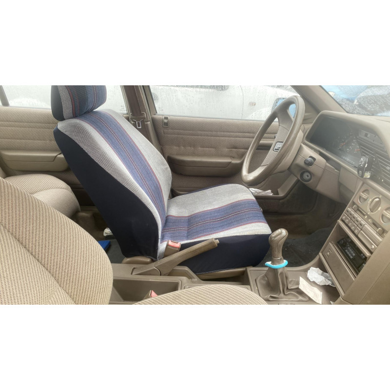 Porte avant gauche PEUGEOT 605 Photo n°8