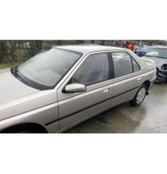 Porte avant gauche PEUGEOT 605