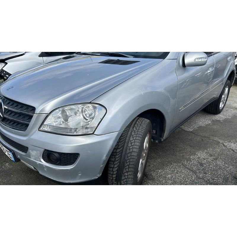 Porte arriere droit MERCEDES CLASSE M 164 Photo n°9