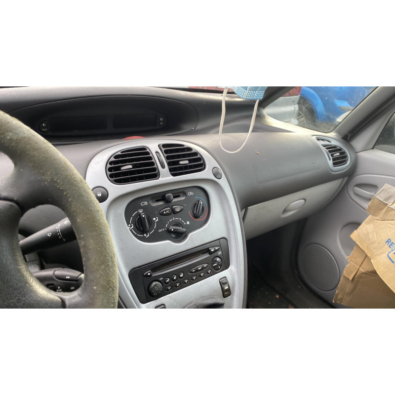 Porte avant droit CITROEN XSARA PICASSO Photo n°3