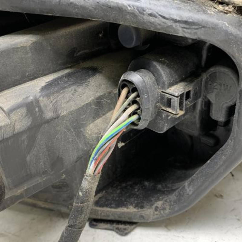 Feu arriere principal droit (feux) SEAT IBIZA 4 Photo n°3