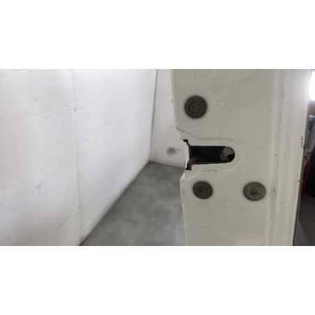 Porte avant droit IVECO DAILY 4