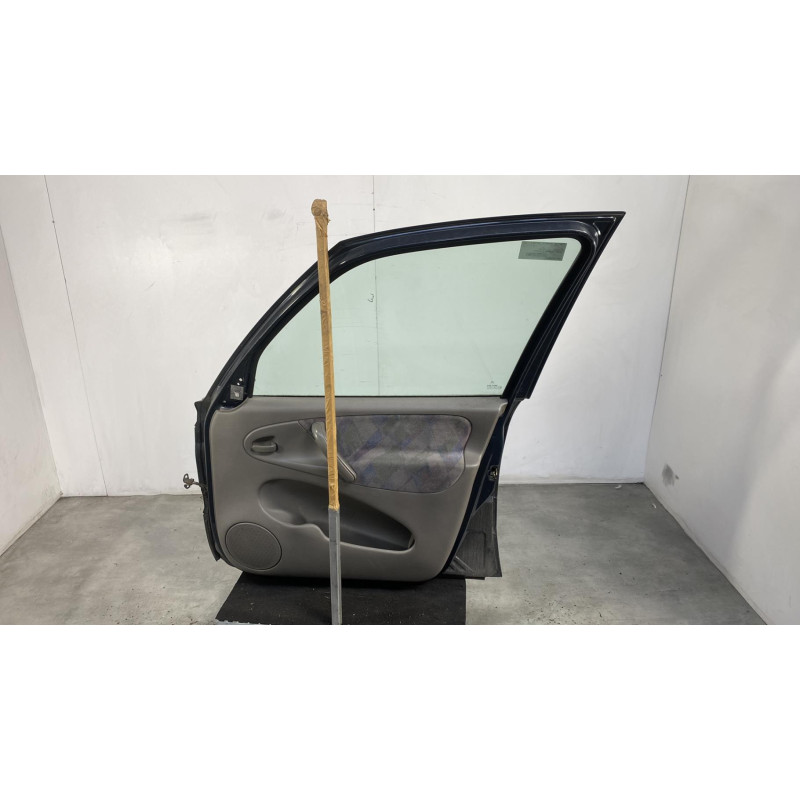 Porte avant droit CITROEN XSARA PICASSO Photo n°3