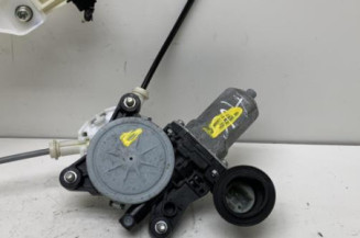 Leve vitre electrique avant gauche SUZUKI SWIFT 4