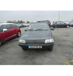 Porte avant droit PEUGEOT 205