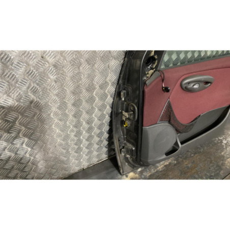Porte avant droit FIAT PUNTO 2 Photo n°1