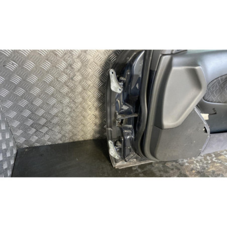 Porte avant droit MERCEDES CLASSE C 203 Photo n°1