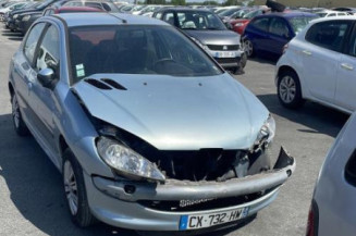 Pretensionneur de ceinture avant droit PEUGEOT 206