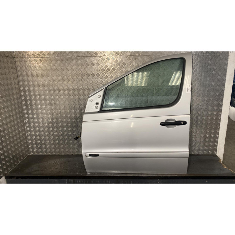 Porte avant gauche MERCEDES VANEO 414 Photo n°1