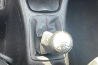 Pretensionneur de ceinture avant droit PEUGEOT 206