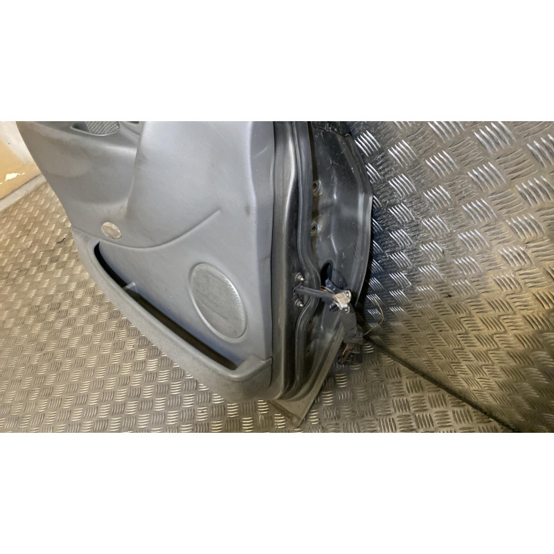 Porte avant gauche CHRYSLER GRAND VOYAGER 4 Photo n°3
