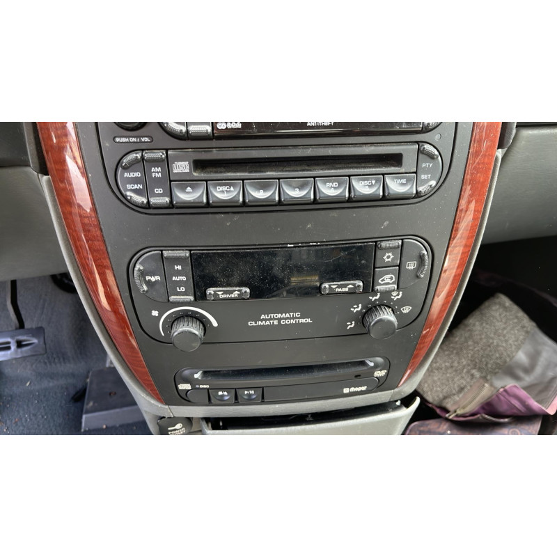 Porte avant gauche CHRYSLER GRAND VOYAGER 4 Photo n°10