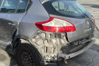 Pretensionneur de ceinture avant droit RENAULT MEGANE 3
